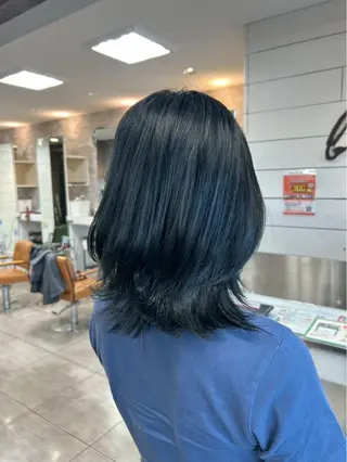 ミディアム カラー 西岡 英菜のヘアスタイル
