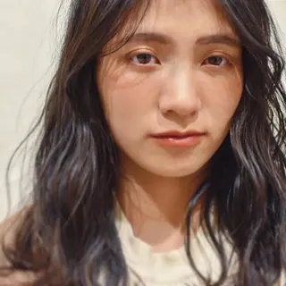 セミロング fuchigami suzunoのヘアスタイル