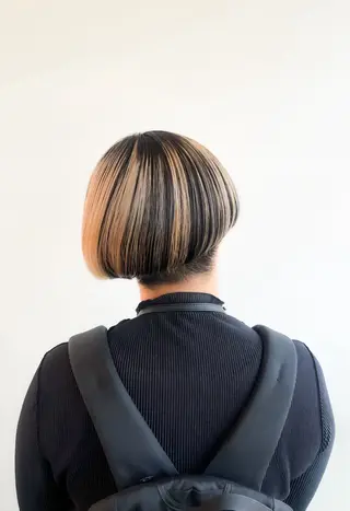 ショート カラー 艶カラー🫧 猿渡 響のヘアスタイル
