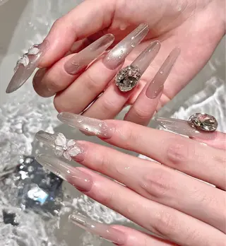 ネイル D-BEAUTY Nailsalonのネイルデザイン