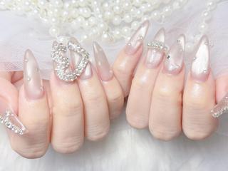 ネイル リリ 奈🎀のネイルデザイン
