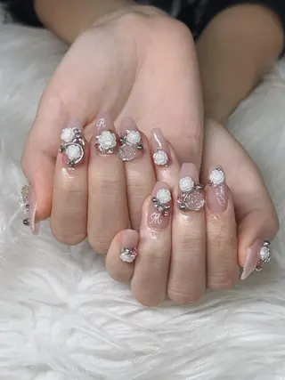 ネイル Lee Nailsのネイルデザイン