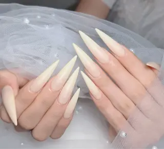 ネイル Lenie Nail Okuboのネイルデザイン