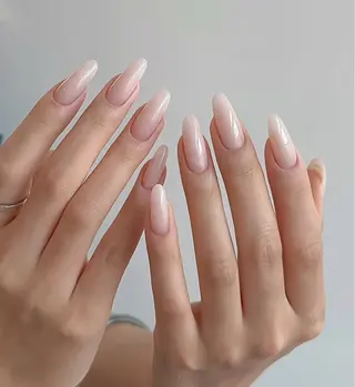 ネイル Lynn_ Nailのネイルデザイン