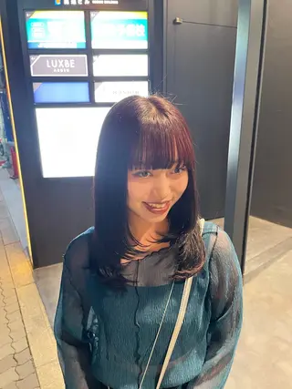 ミディアム BELLA ナナカのヘアスタイル