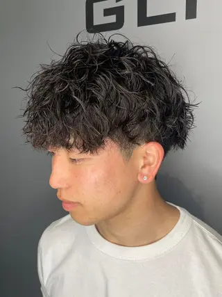 メンズ パーマ ✨GLITTER✨ 藤井 大翔✨のヘアスタイル