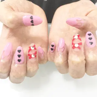 ネイル 板垣 綾乃のネイルデザイン