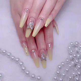 ネイル Amina nail salonのネイルデザイン