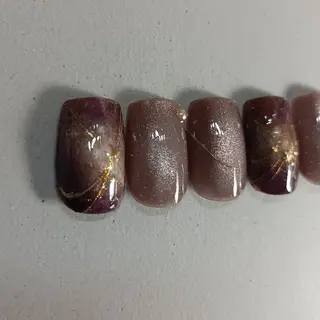ネイル Legit nail salonのネイルデザイン