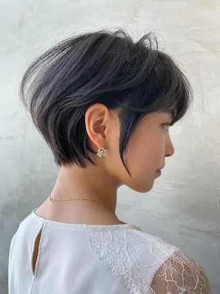 ショート カラー 🉐レイヤー/塩見 弘樹🉐渋谷のヘアスタイル