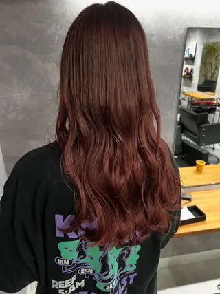 カラー 萩原 一葉のヘアスタイル