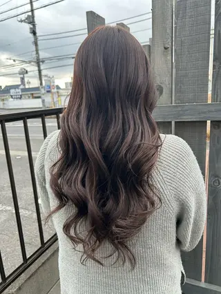 ロング カラー SALWIN ゆうのヘアスタイル