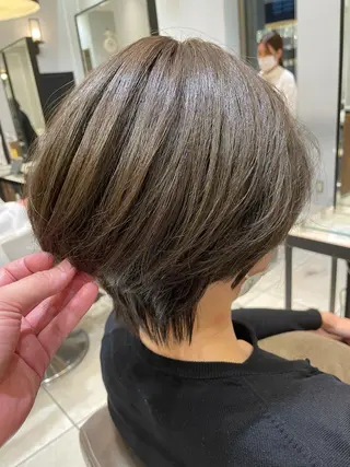 ショート カラー アンブレラカラー💫 フェイスフレーミングのヘアスタイル