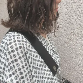 ミディアム カラー yajima Moemiのヘアスタイル