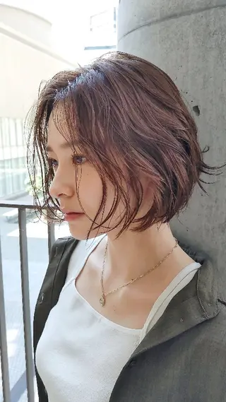 ショート ホリウチ ユキエのヘアスタイル