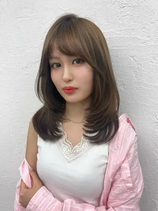 ミディアム 梶 久菜乃のヘアスタイル