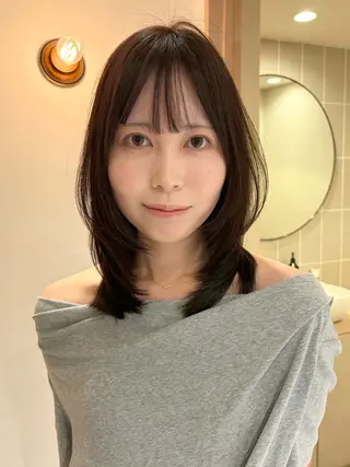 ミディアム カラー -みつま はるな-のヘアスタイル