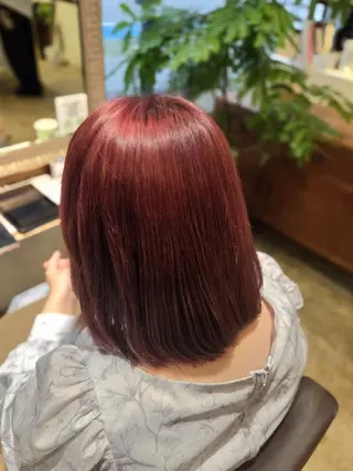 ミディアム 谷岡 沙也佳のヘアスタイル