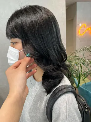 セミロング カラー ナチュラル透明感🌱 小山美樹子のヘアスタイル