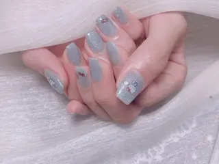 ネイル KARI ネイルサロンのネイルデザイン