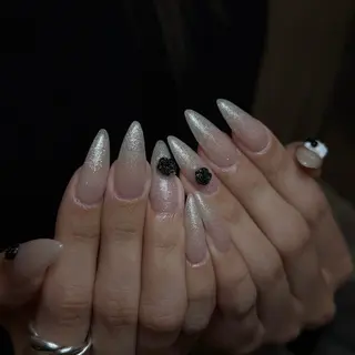 ネイル D.d Reinaのネイルデザイン