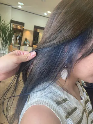 ロング カラー サプリームヘア 飯田みち瑠のヘアスタイル