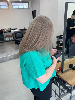 カラー ロング パーマ ヘアアレンジ キッズ メンズ ネイル マツエク・マツパ アイブロウ ブリーチ🌈金崎 江坂駅横すぐのヘアスタイル