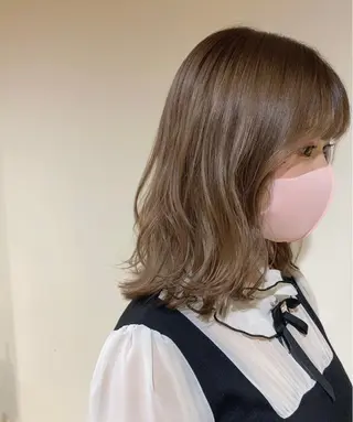 ミディアム カラー io濱川 遥のヘアスタイル