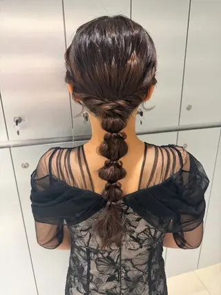 ヘアアレンジ ヘアセット🎀耳つぼ 👂💎MONAMIのヘアスタイル