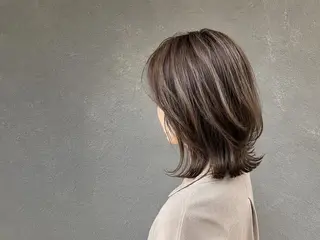 ミディアム 脇田 麗乃のヘアスタイル