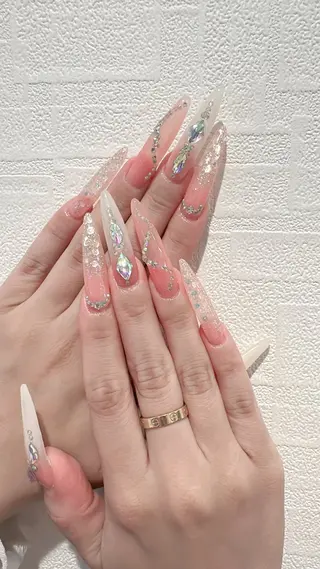 ネイル Luvia harumiのネイルデザイン