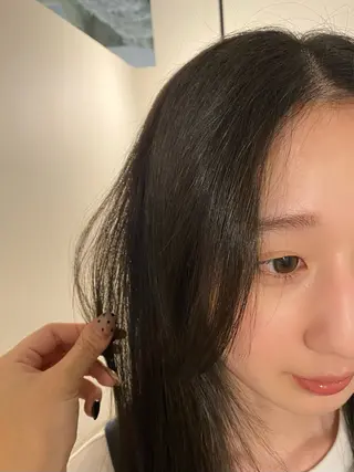 ロング shuri/透明感カ ラー/レイヤーカットのヘアスタイル