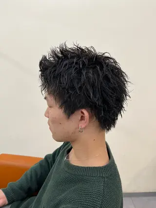 メンズ フェザーパーマメンズ ピンパーマ京都駅前のヘアスタイル