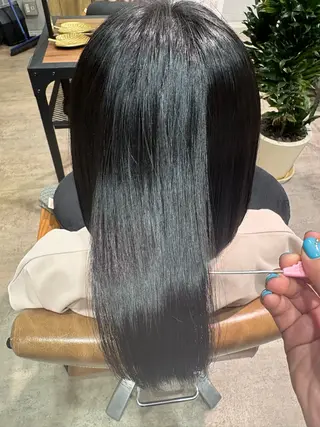 ミディアム 佐伯 美麗のヘアスタイル