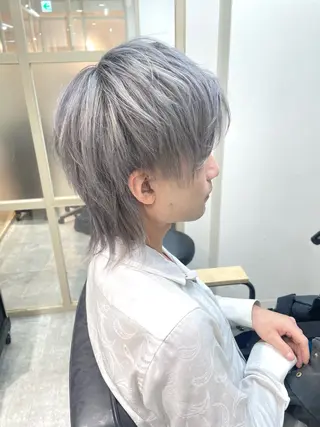 ミディアム カラー メンズ ☁️ケアブリーチ¦ ウルフ¦Shioriのヘアスタイル