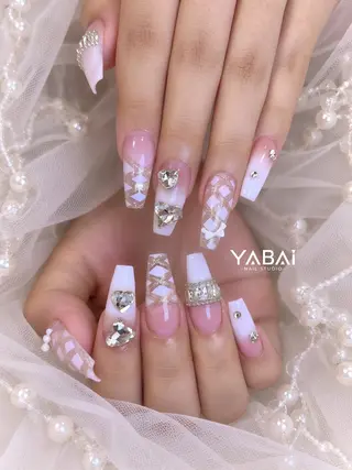 ネイル YABAI NAIL 本通店のネイルデザイン