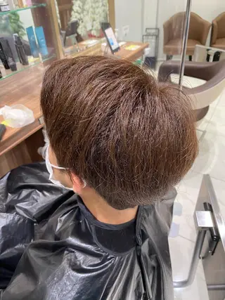 ショート ハイトーン&透明感 カラー☘️片山優陽のヘアスタイル