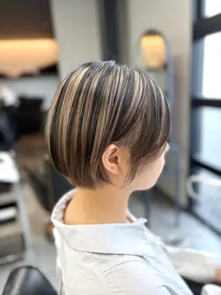 ショート 韓国風・透明感カラー 💫ami💫のヘアスタイル