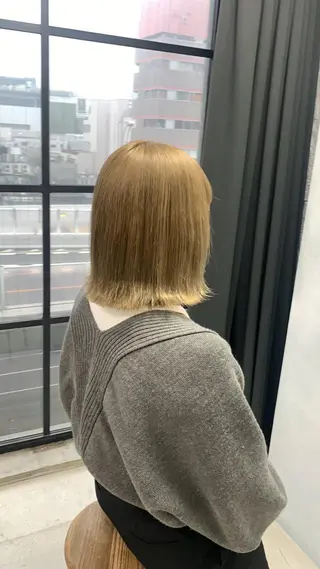 ショート 派手髪支持率No1 Eisukeのヘアスタイル