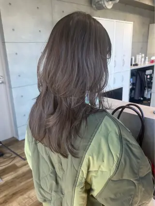 カラー 透明感・艶カラー 🩵miaのヘアスタイル