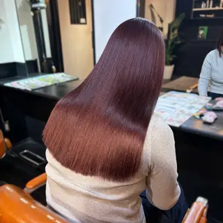セミロング スズキ リコのヘアスタイル