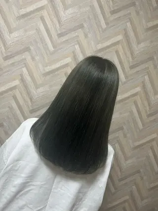 カラー Arlel荻原 ☀️のヘアスタイル