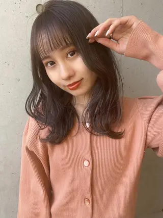 セミロング レイヤー/顔周り 田山 穂波のヘアスタイル