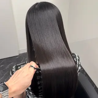 ロング パーマ 髪質改善Ⅰ透明感 艶カラーⅠたつやのヘアスタイル