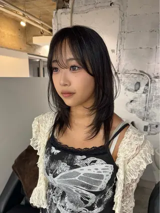 ミディアム 🪐hikari 似合わせカットのヘアスタイル