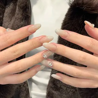 ネイル 横浜Nailist 𝜗𝜚春菜のネイルデザイン