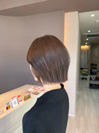 ショート Lien.AKI 透明感カラー🤍のヘアスタイル