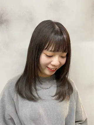 セミロング レイヤーカット🌼 艶カラー/長野/あやのヘアスタイル