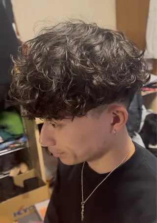 パーマ メンズ 吉井 勇人のヘアスタイル