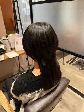 ロング 松下 詩恵里のヘアスタイル
